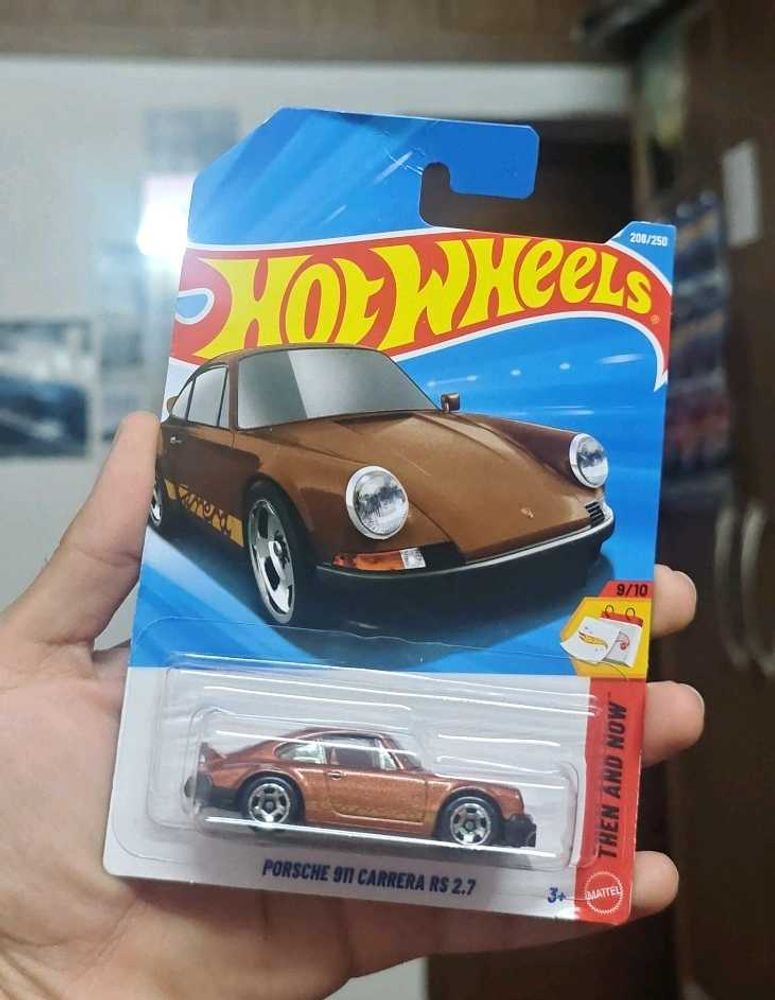 Hot Wheels Porsche carrera 2.7