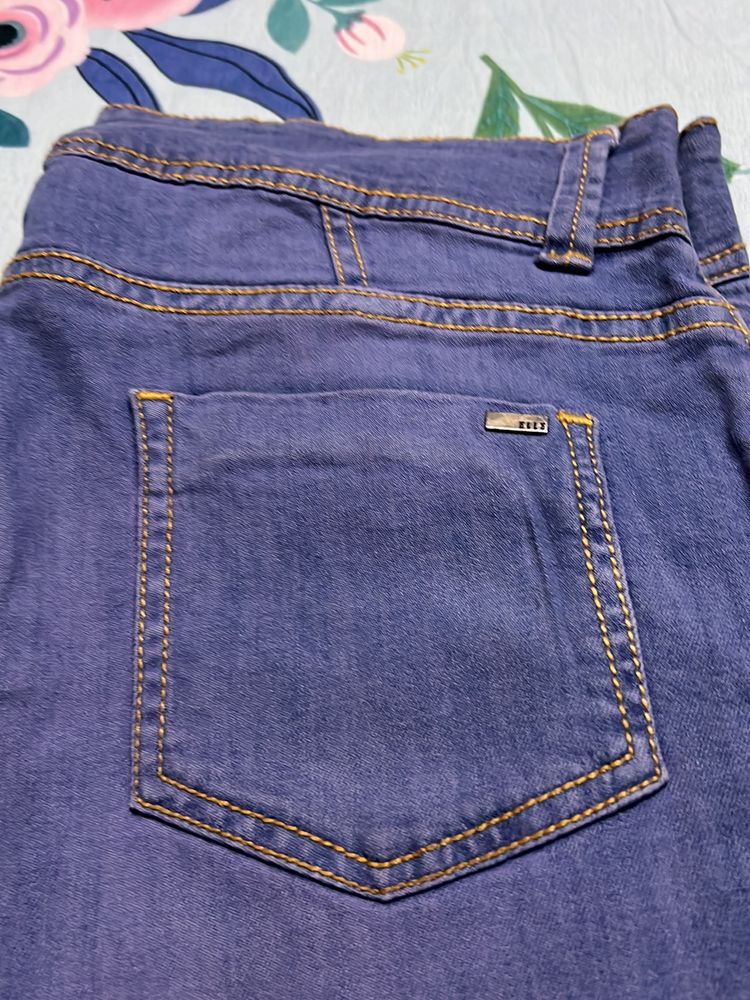 Elle jeans Price Slashed No Bargain As Good Quality