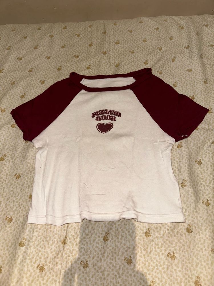 Cute "Feeling Good" Heart Graphic Tee
