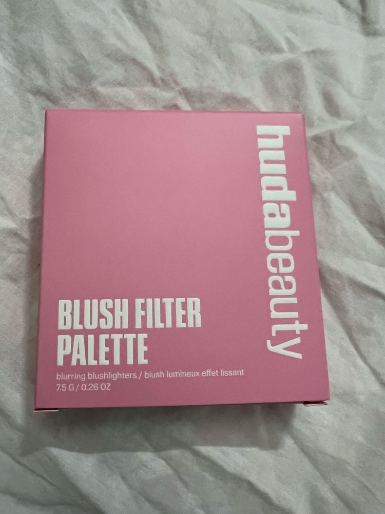 Huda Beauty Blush Filter Palette
