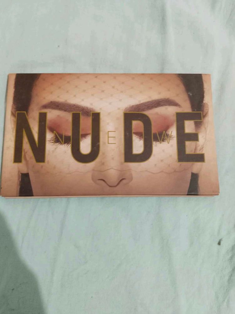Urban Decay Nude Eyeshadow Palette