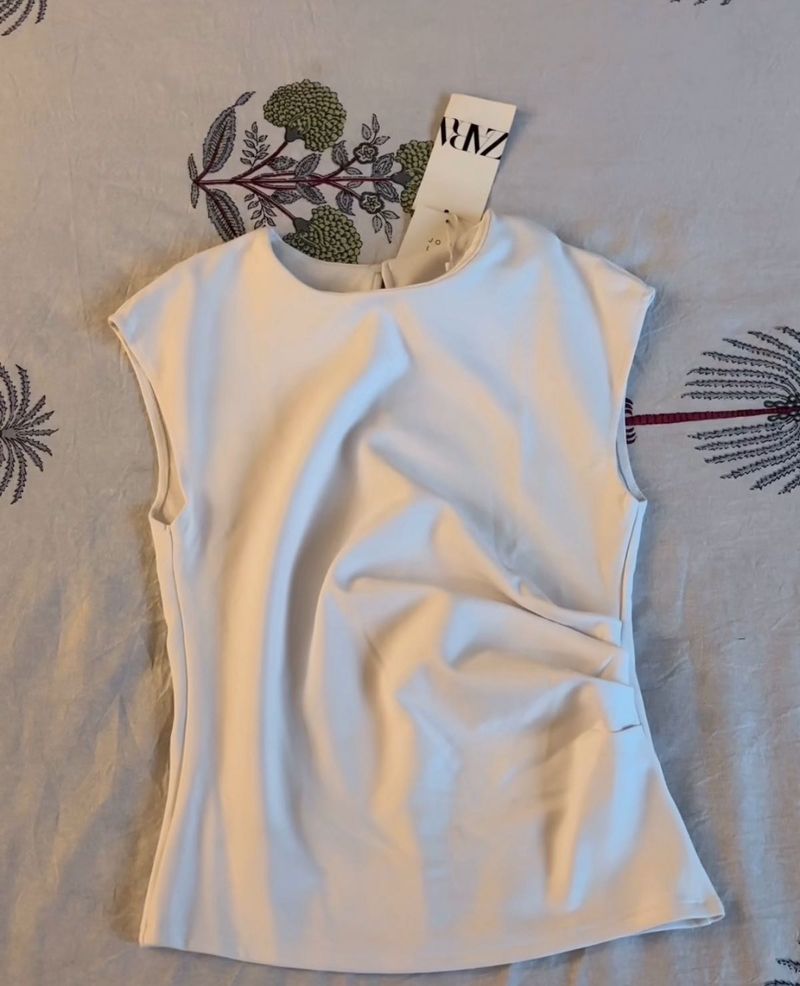 Zara White Sleeveless Ruched Top