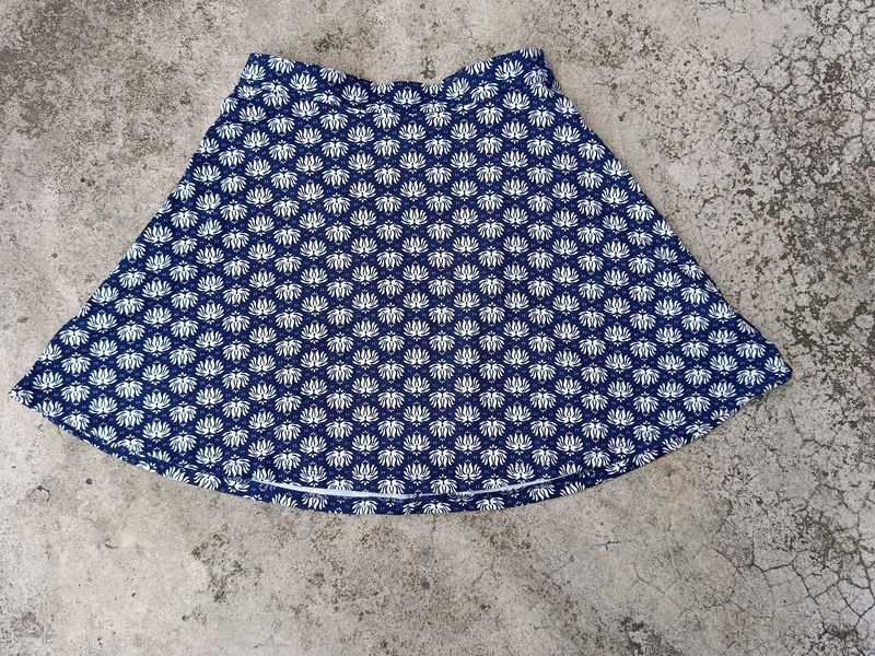 H&amp;M Blue And White Printed Skirt