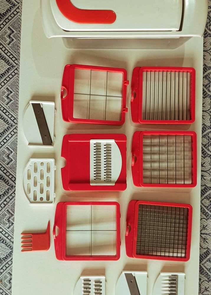 Multi-Functional Vegetable Chopper Set