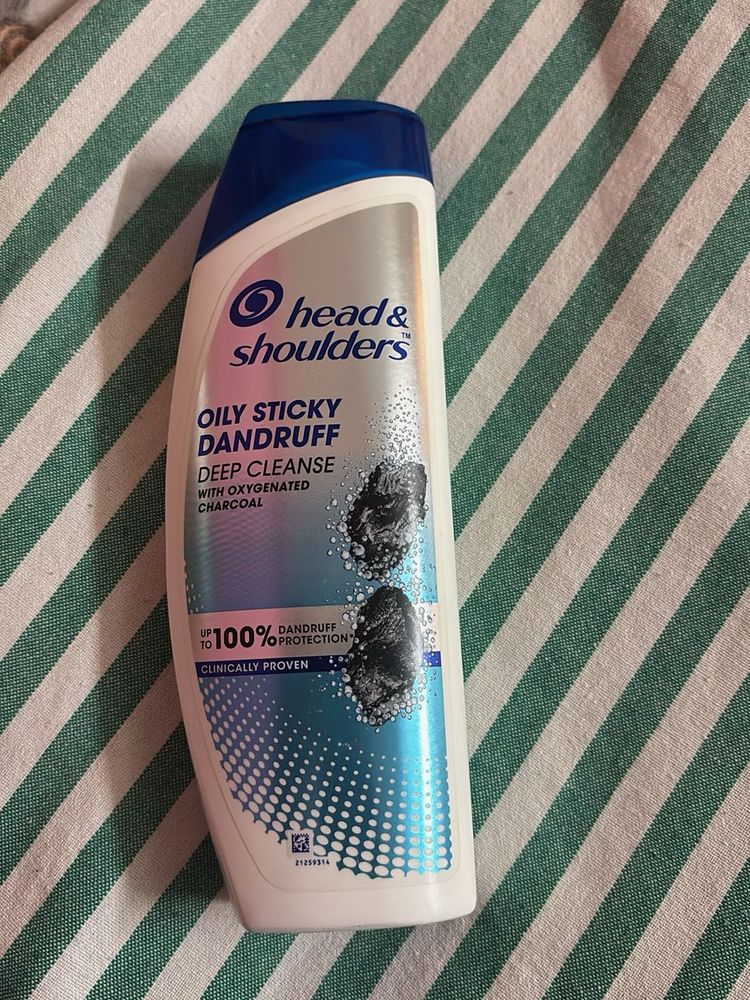 Head &amp; Shoulders Oily Sticky Dandruff Shampoo