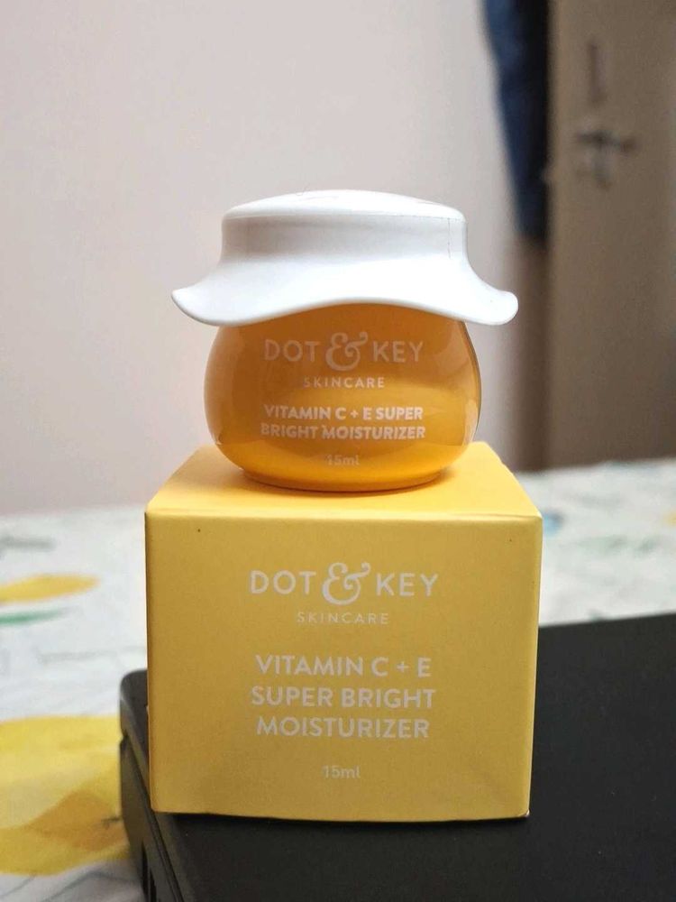 Dot &amp; Key Moisturizer