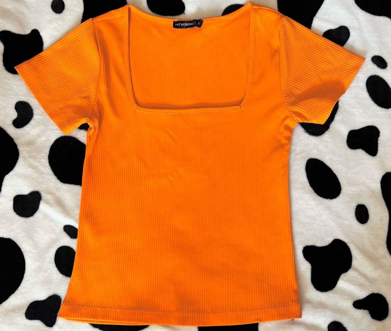 orange ribbed top