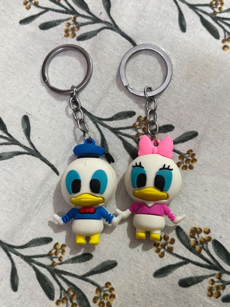 Cute Donald &amp; Daisy Duck Keychains