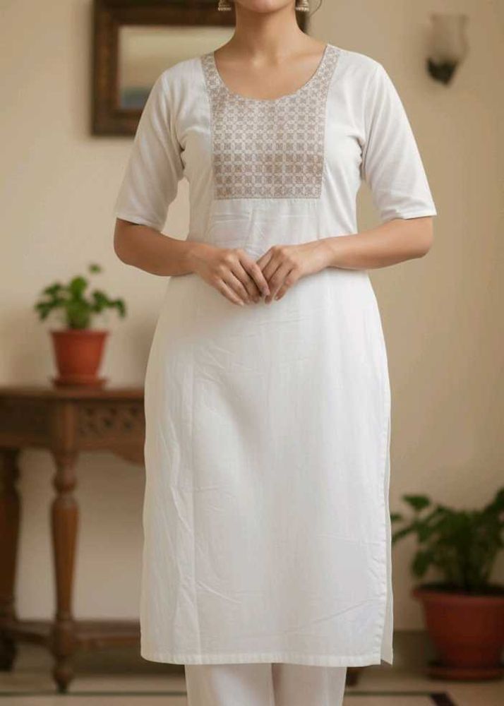 White Embroidered Kurta👗&amp; Trouser👖set