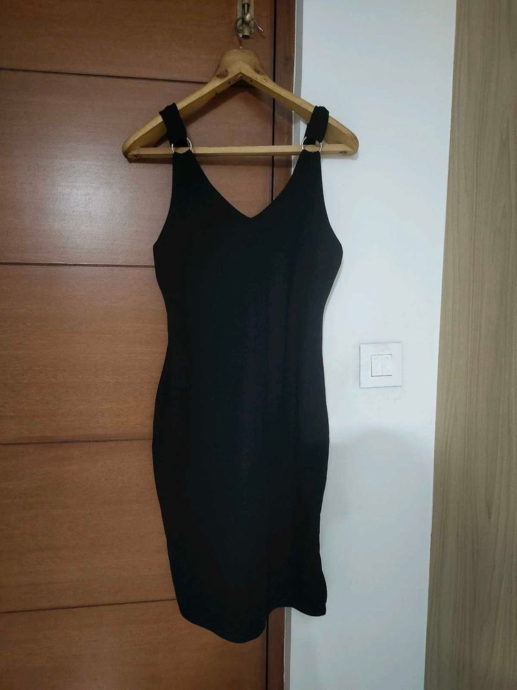Elegant Black Bodycon Dress🖤