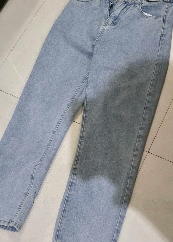 Light Wash Denim Jeans