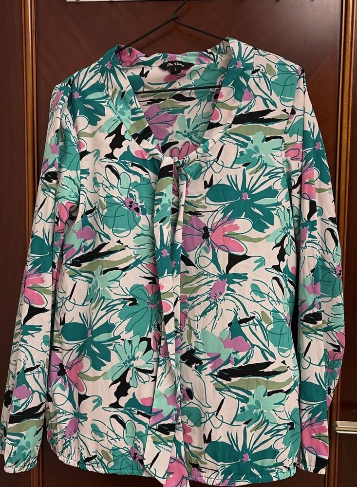 Floral Print Tie-Neck Blouse