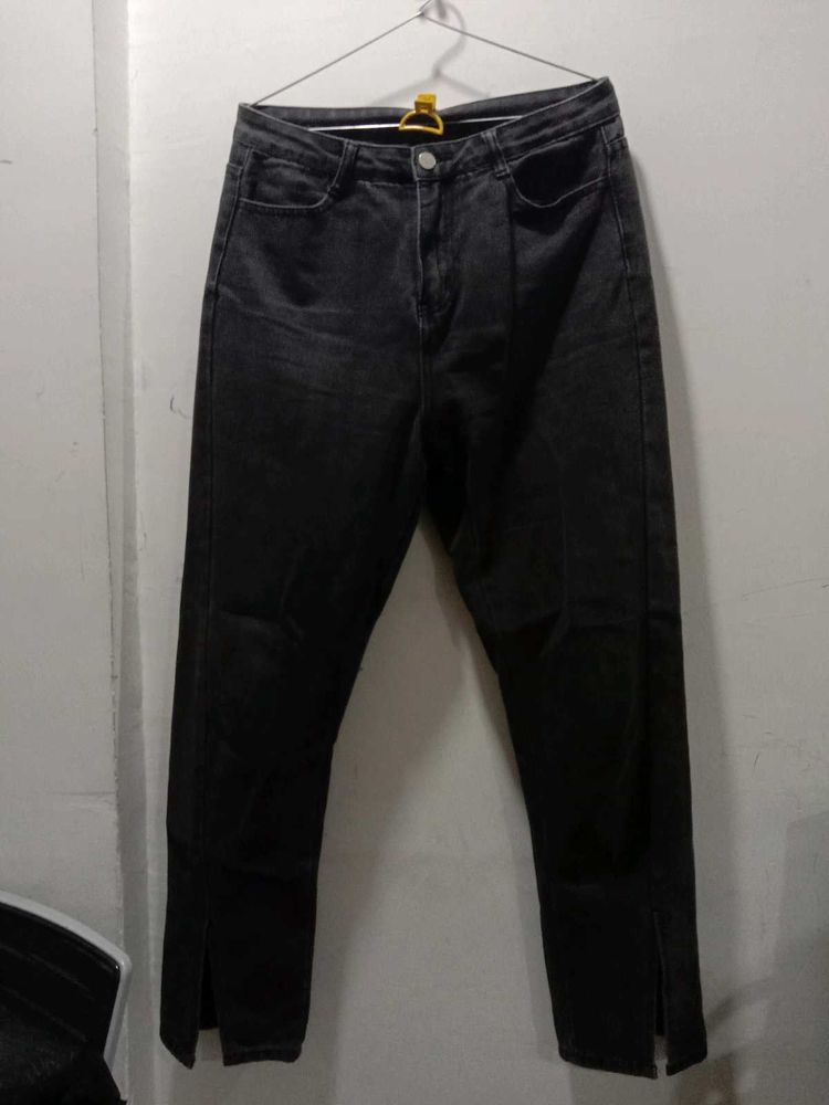 Stylish Charcoal Grey Denim Jeans