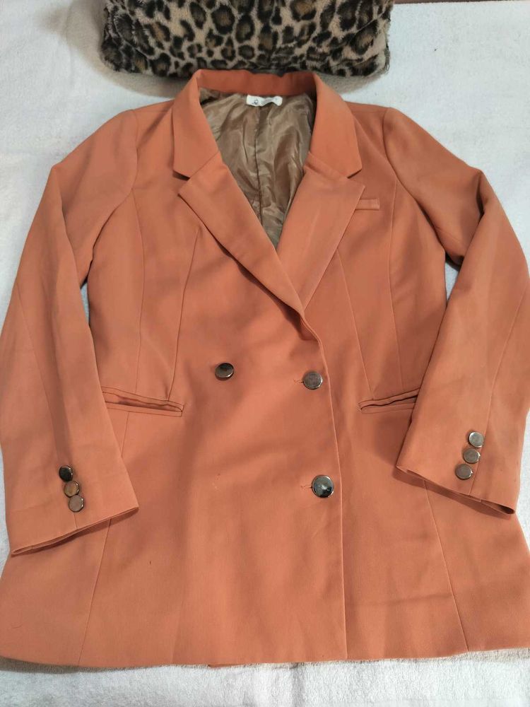Double-breasted Orange Blazer 🧡