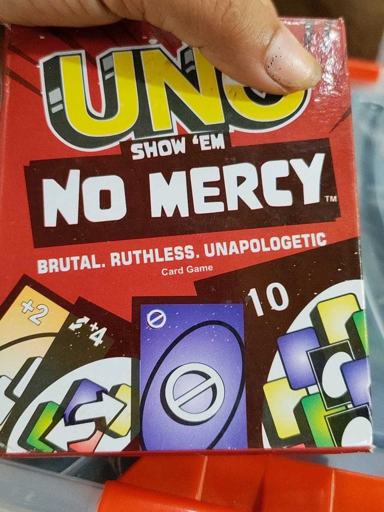 UNO Show 'Em No Mercy Card Game - New Extreme Fun