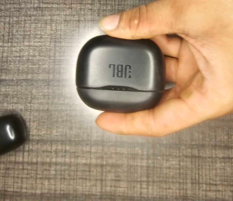 jbl tune 120 tws (Not checked)