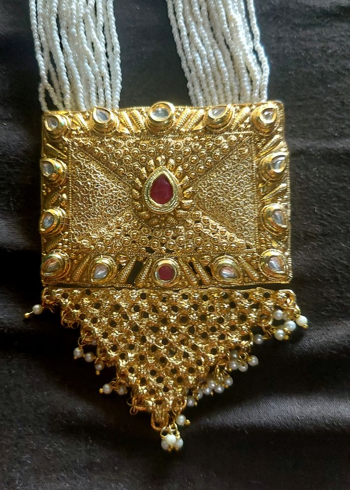 Exquisite Pendant Set