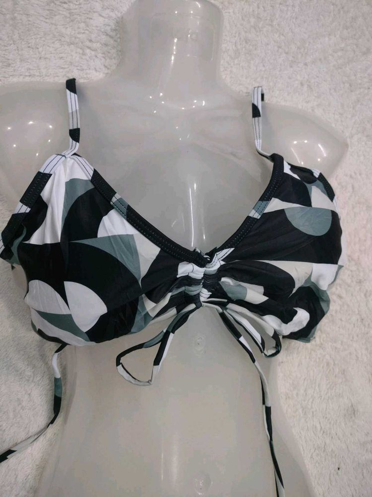 Abstract Print 💚38Bikini Top