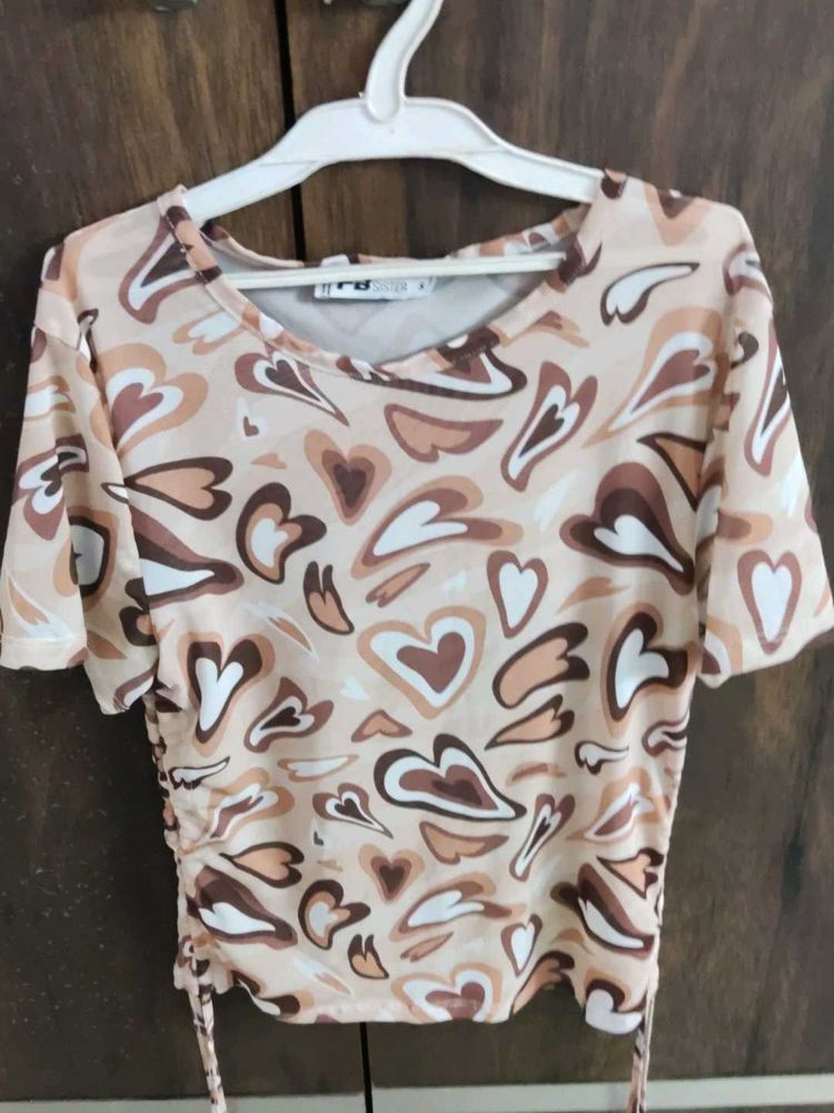 Retro Heart Print Tie-Side Top