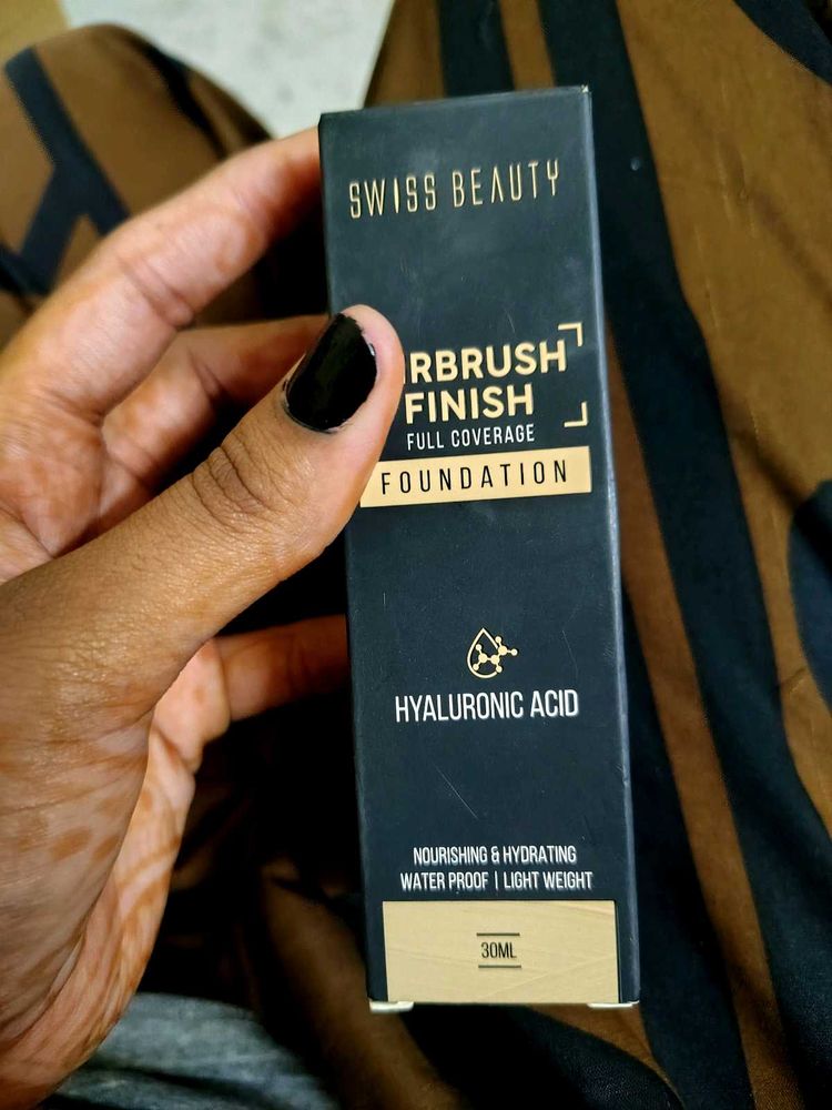 Foundation for a flawless look and the High Perfor