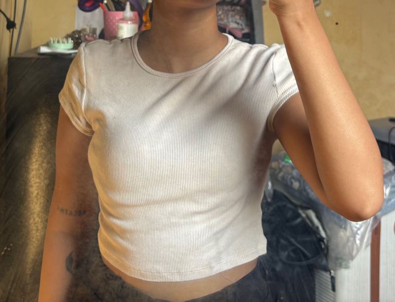H&amp;M White Ribbed T-Shirt
