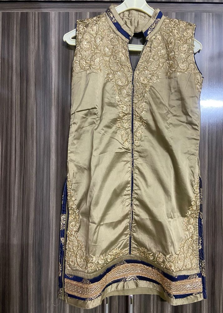 Elegant Gold and Blue Pajama Embroidered Kurta Top
