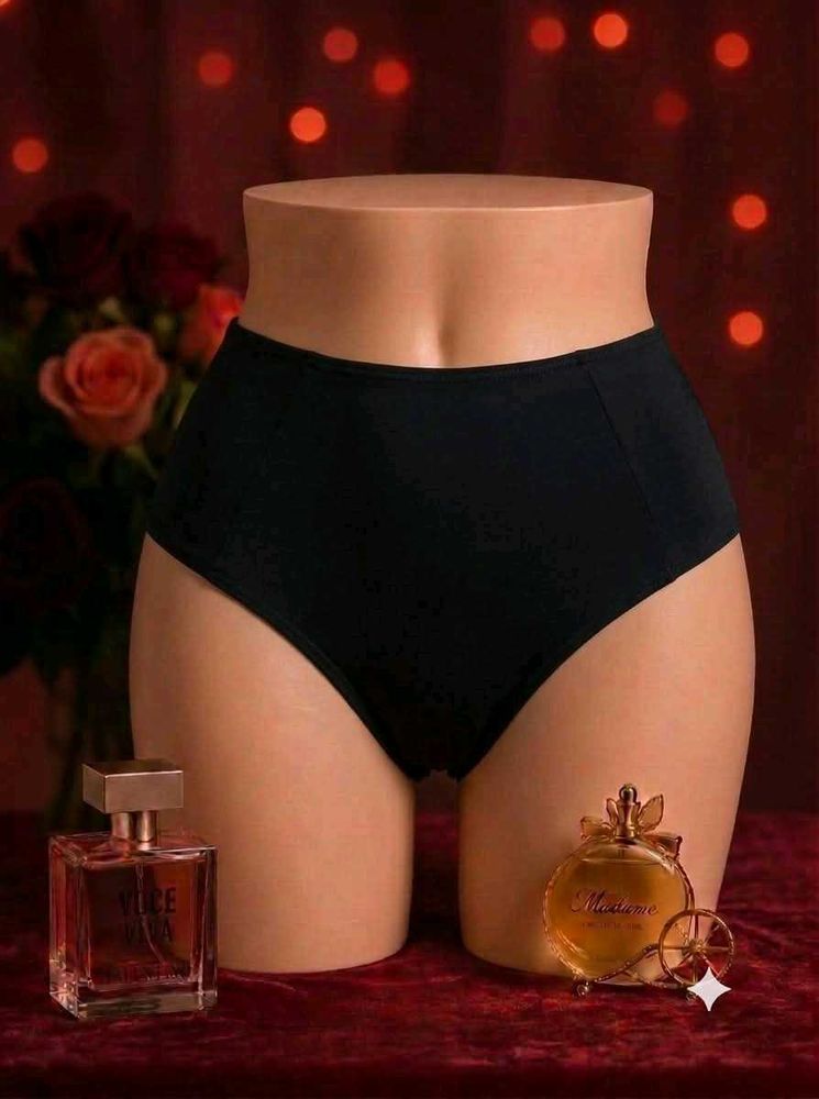High Waisted 🤎Black Briefs