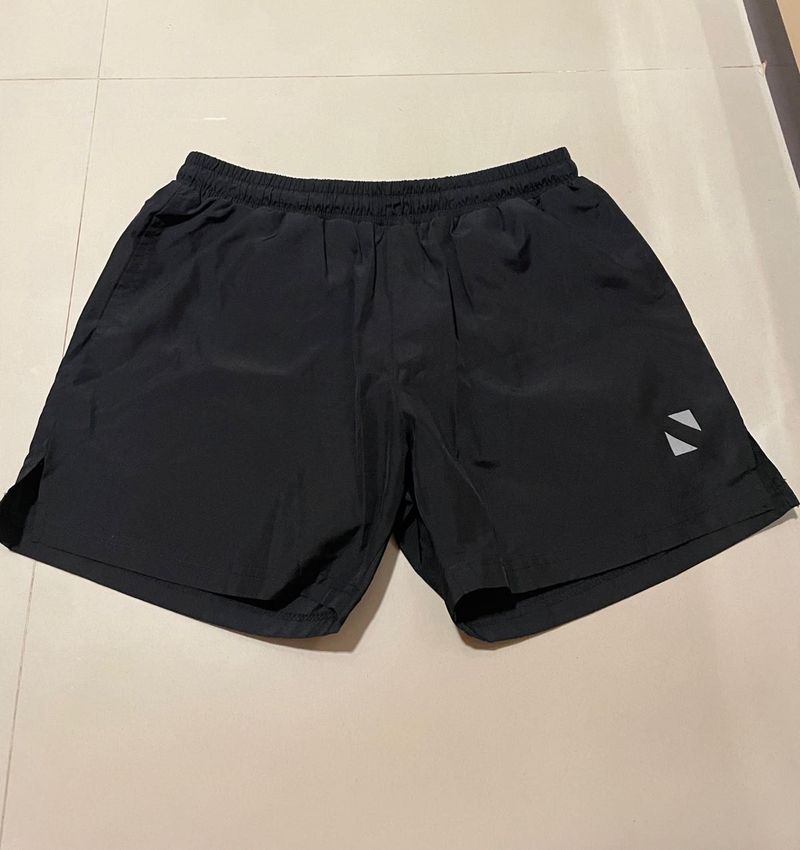 gym wear black shorts with built in compression