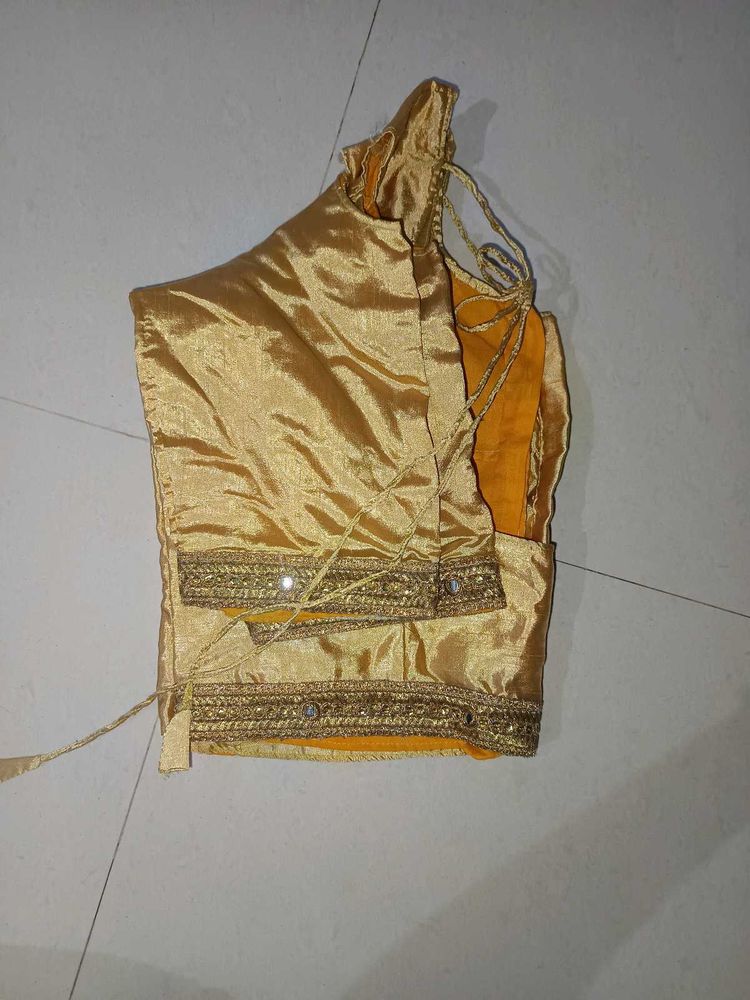 ( pack of 2)Golden Embellished Blouse