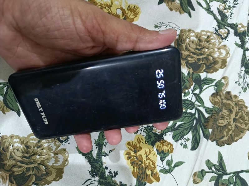 10000mah power bank good condition working