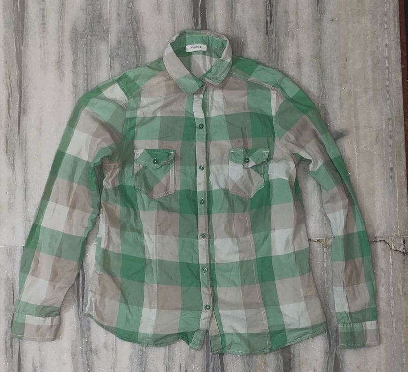 Green Plaid Button-Up Shirt