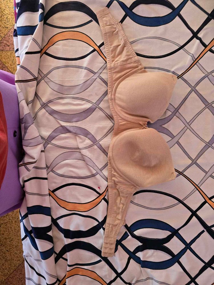 Nude Strapless Padded Bra