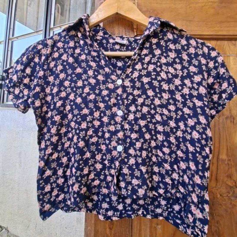 Navy Floral Print Cropped Shirt