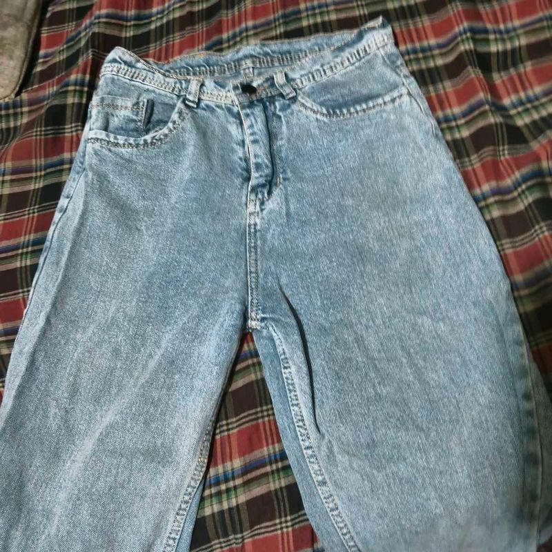 Light Wash Denim Jeans