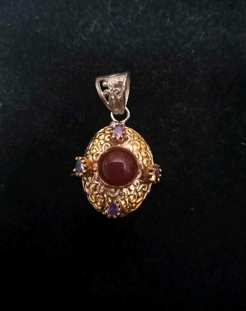 Victorian Vintage Gemstone Pendant