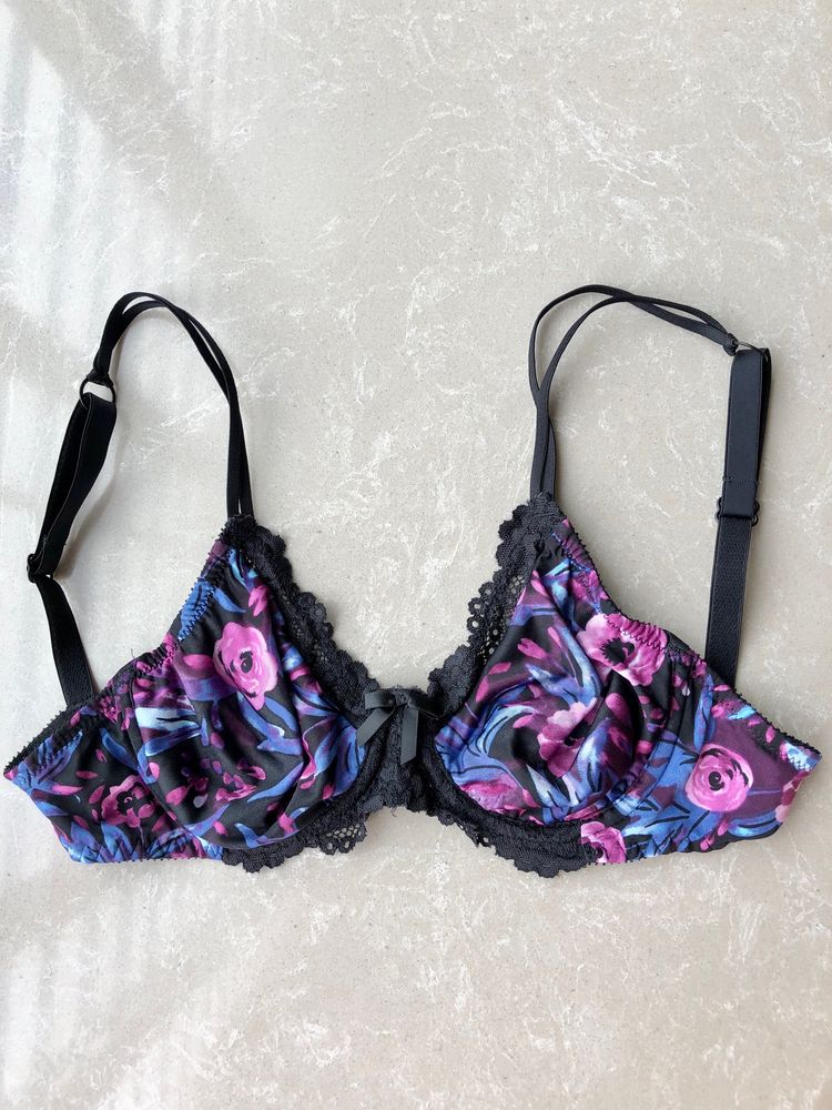 Enamor underwired Bra size 32B