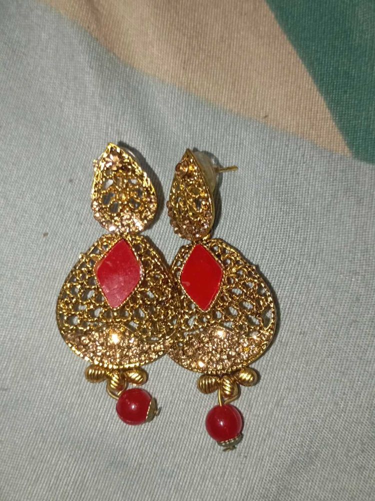 Beautiful Gold &amp; Red Earrings