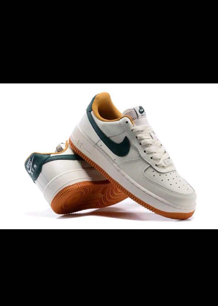 Nike Air Force 1 Sneakers