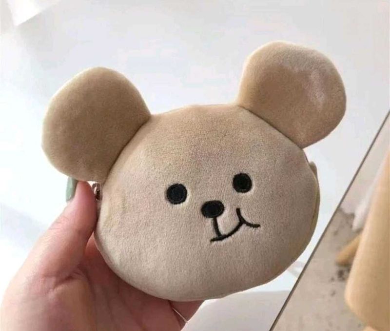 pouch