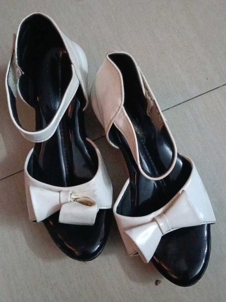 Fancy White Sandel for girls With Heels