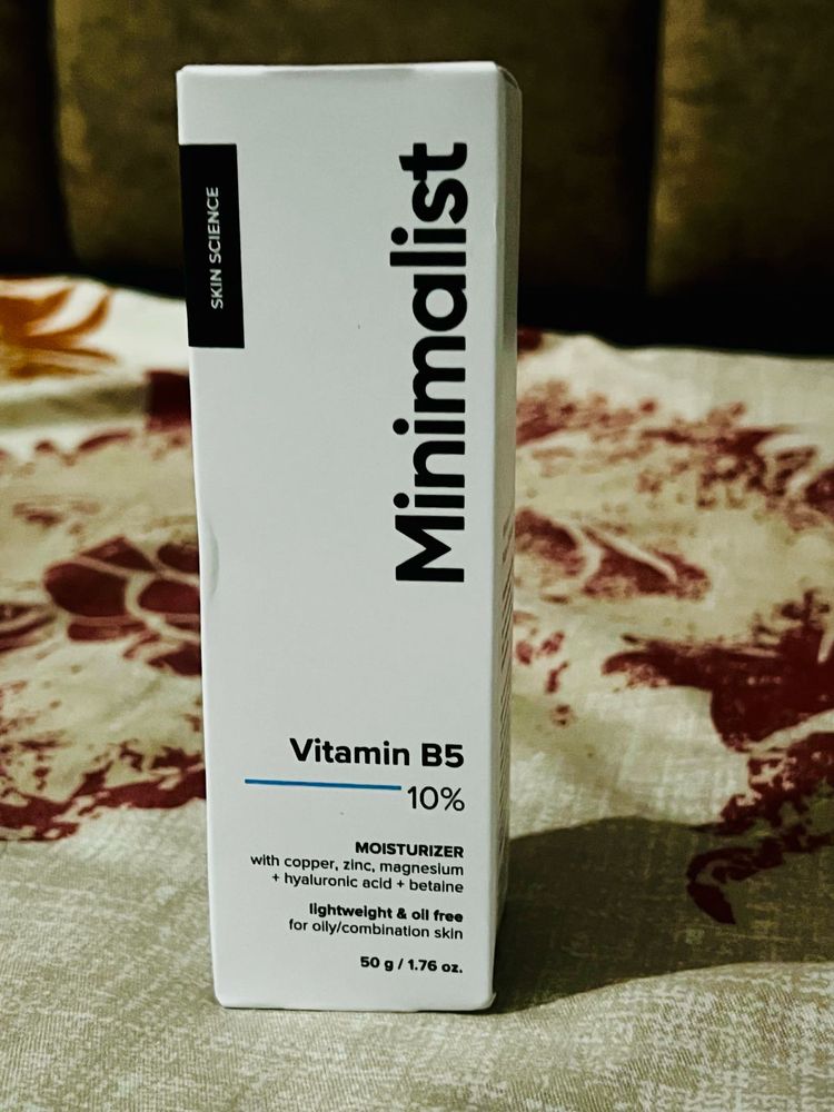 Minimalist Vitamin B5 Moisturizer