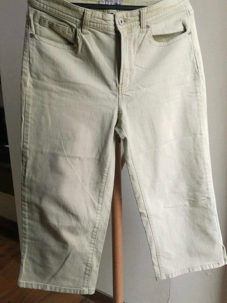 Women's Lime green Capris