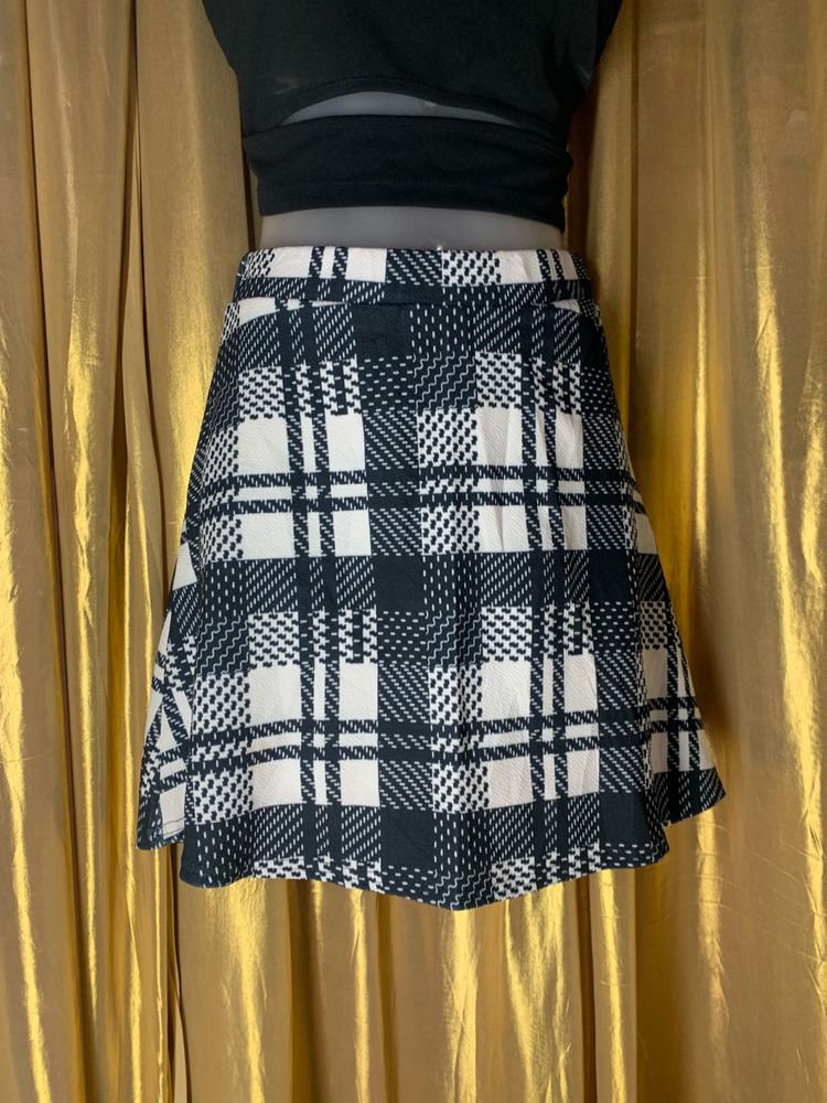 Stylish Plaid Mini Skirt