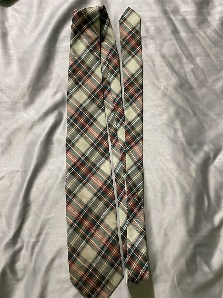 Classic Plaid Neck Tie
