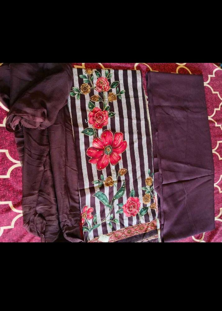 Beautiful Floral Print Kurta Set