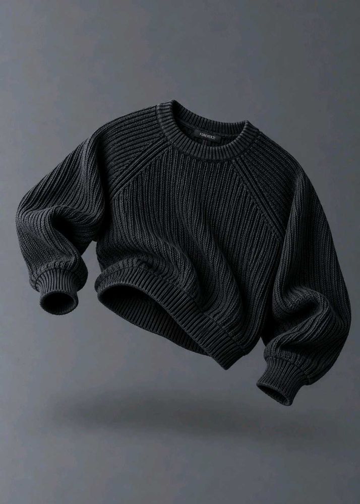 BLACK CROPPED TEXTURED RIBBED SWEATER