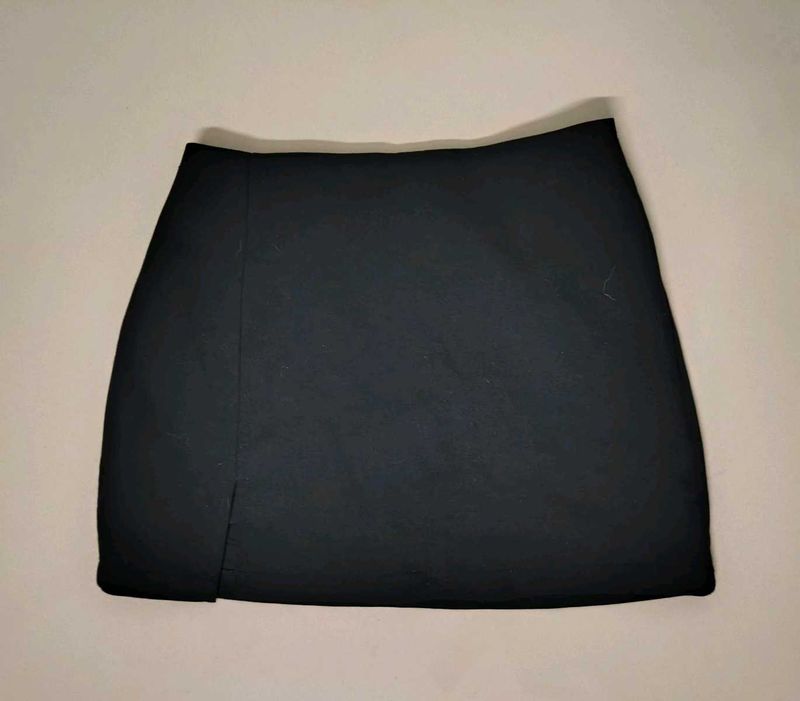 Classic Black Mini Skirt