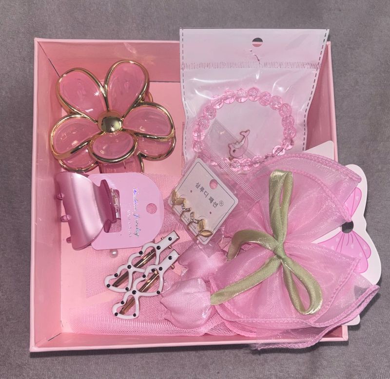 Cute Pink Hair Accessory Set