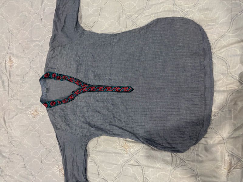 Embroidered Grey Kurta