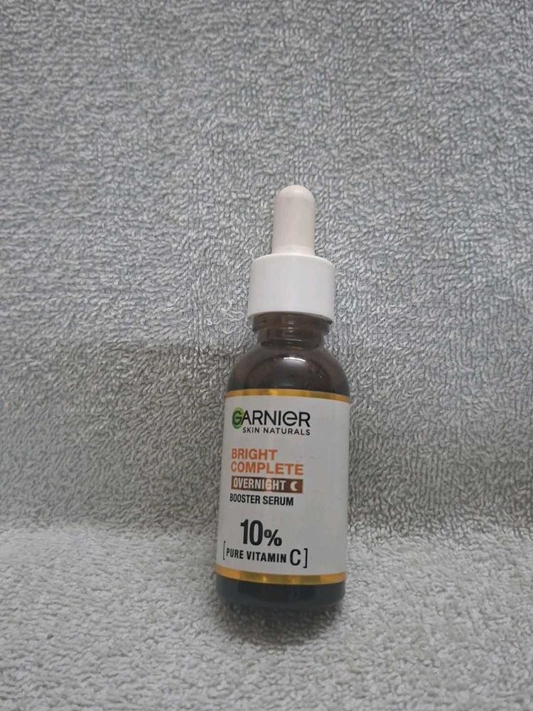 Garnier Bright Complete Overnight Serum